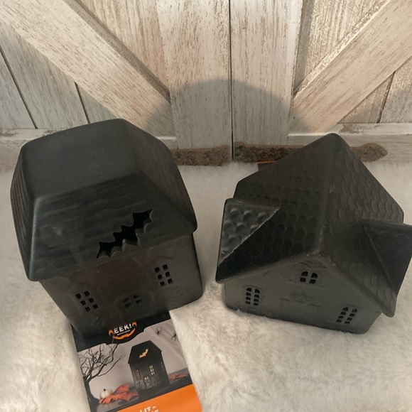 Target Hyde and Eek 2022 Light Up Halloween Haunted Houses - Picture 6 of 15